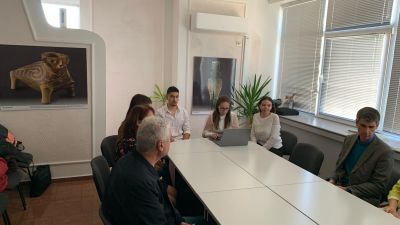 Зрелостници от ПГЛПТ с награди за успешно представяне в Европейска олимпиада по статистика