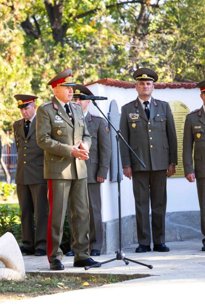 С молебен за здраве бе отбелязана 1 година от освещаването на параклиса „Свети Димитър Солунски Чудотворец” в Казанлък 