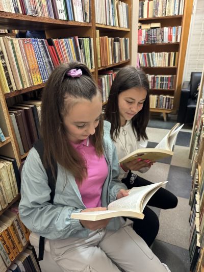 Ученици и учители от ПХГ “Св. Св. Кирил и Методий” отбелязаха Националната седмица на четенето