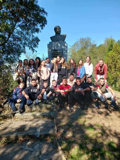 Директорът на ОУ “Мати Болгария“: Вече 33 години, неуморно и с вдъхновение, градим историята на нашето училище