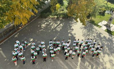 В навечерието на Деня на будителите, ОУ “Георги Кирков“ чества своя патронен празник