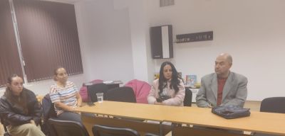 Предизвикателствата пред жените на работното място бе сред темите обсъдени на работна среща в Центъра за превенция на насилието в Казанлък 