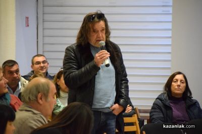 Казанлък обсъжда предстоящия референдум за паметника на Бузлуджа