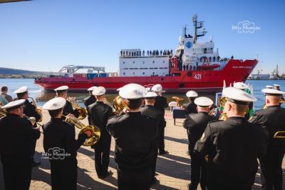 С творчеството си малки художници и членове на Литературния клуб ще “пътуват” към Антарктика