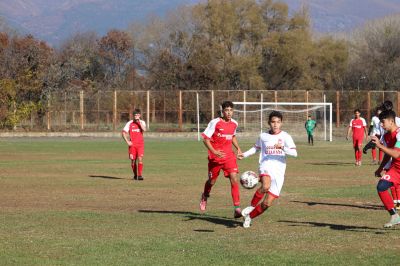 Нова победа за “Розова долина“ U17 в градското дерби срещу “Арсенал“ Казанлък 