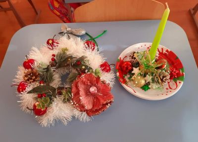 Второкласници от ОУ “Георги Кирков“ и техните родители се включиха в “Работилница за коледни вълшебства“