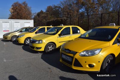 Таксиметровите шофьори от Казанлък се включиха в националния протест