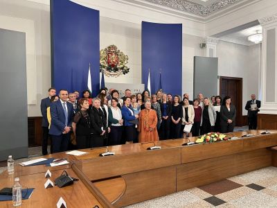 Мария Гинева е сред наградените граждански активисти за детски права