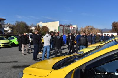 Таксиметровите шофьори от Казанлък се включиха в националния протест / Новини от Казанлък