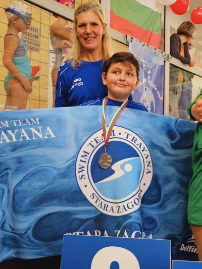 10 медала завоюваха плувците на СКП „Траяна“ – Казанлък в София 