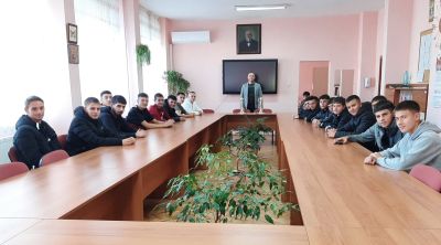 Отборите на ПГ „Иван Хаджиенов“ станаха шампиони в градското училищно първенство по футбол в Казанлък 