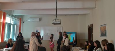 Седмокласниците на ОУ „Георги Кирков“ развиваха предприемаческо мислене със състезанието „Иновационен лагер“