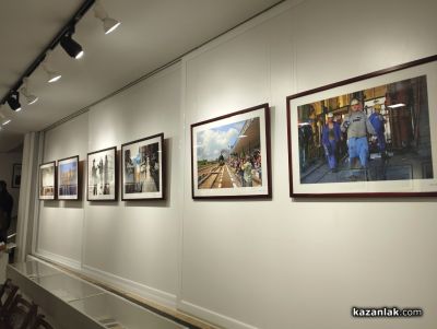 Величка Николова с втората самостоятелна изложба в Музея на фотографията в Казанлък 