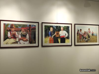 Величка Николова с втората самостоятелна изложба в Музея на фотографията в Казанлък 