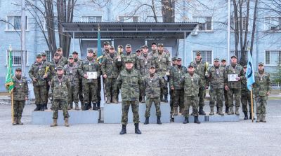 Военните се състезаваха в първенство по волейбол / Новини от Казанлък