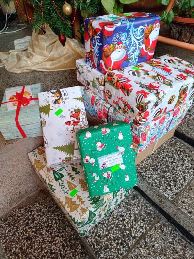 Стартира инициативата „Кутия пълна с щастие“