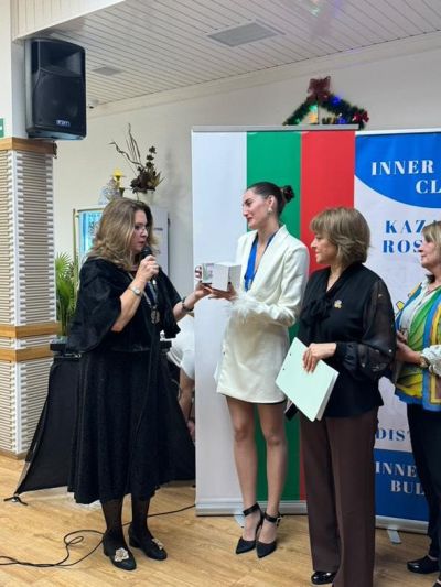 Дамите от Инър Уийл клуб Казанлък “Роза Алба“ събраха 6460 лв. за хипотерапия на деца с увреждания