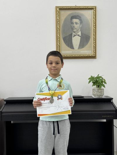 Децата от ОУ „Св. Паисий Хилендарски“ гр. Казанлък с престижни отличия от международно състезание по математика