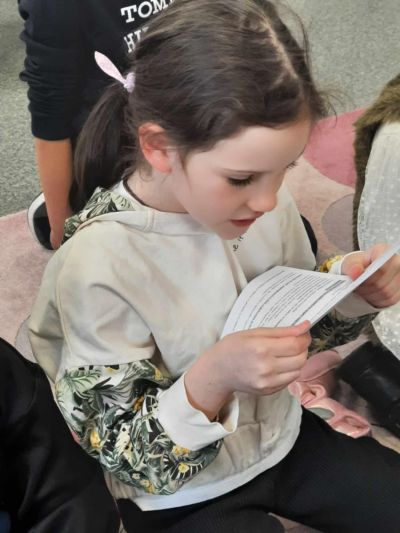 Децата от ОУ „Георги Кирков“ се включиха в Акция “Дядо Коледа“