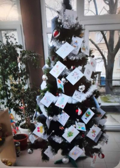 Децата от ОУ „Георги Кирков“ се включиха в Акция “Дядо Коледа“