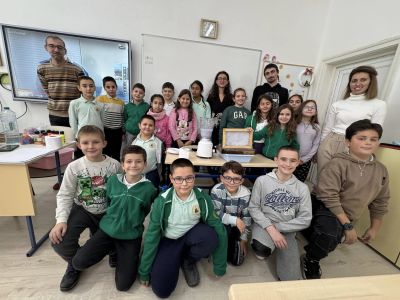 Третокласници от ОУ “Св. Паисий Хилендарски“ се учиха как да рециклират хартия у дома