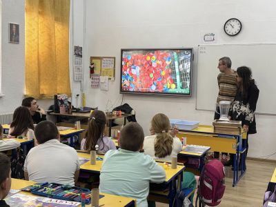 Третокласници от ОУ “Св. Паисий Хилендарски“ се учиха как да рециклират хартия у дома