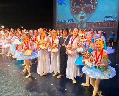 Ръководителите на БТЦ ,, Грация” и техните възпитаници покориха още един танцов връх