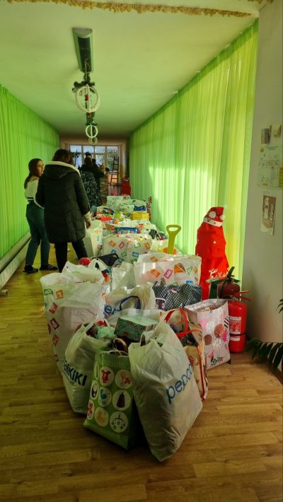 Благотворителна инициатива организирана от ДГ “Юрий Гагарин“ в Казанлък зарадва деца в нужда 