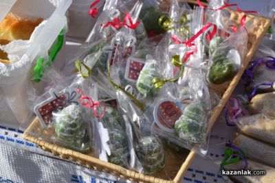 Коледни мегдански хорà ще се вият на 25 декември на площада в Казанлък 