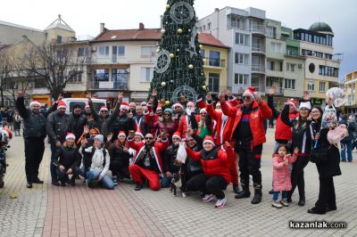 Коледни мегдански хорà ще се вият на 25 декември на площада в Казанлък 