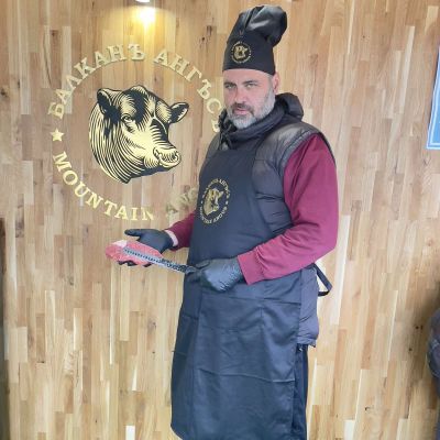 Коледен Стекхаус в центъра на Казанлък: Насладете се на изискано гурме изживяване