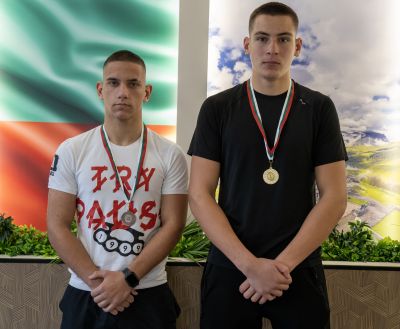 Нови медали в борбата и леката атлетика за спортистите от ПГЛПТ