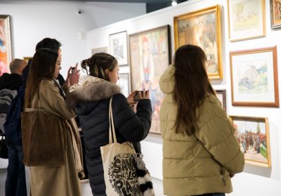 Творба от фонд “Съвременно изкуство” в Художествена галерия - Казанлък е част от изложба представяща българските участия във Венецианското биенале