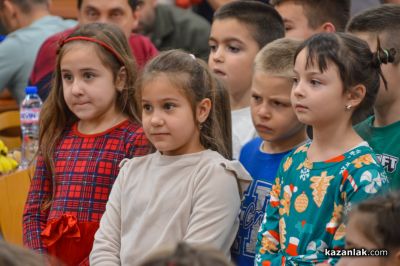 Децата на „М+С Хидравлик“ АД получиха подаръците си от Дядо Коледа