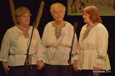 Концерт „Коледа – празник на надеждата“ представиха съставите на НЧ „Възродена Искра – 2000“ град Казанлък