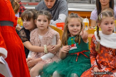 Децата на „М+С Хидравлик“ АД получиха подаръците си от Дядо Коледа