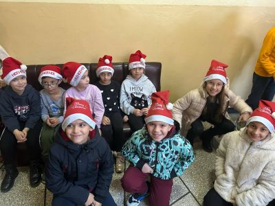 Успешно приключиха инициативите “Помощник на Дядо Коледа“ и “Кутия пълна с щастие“