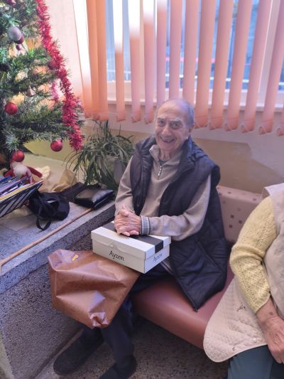 Успешно приключиха инициативите “Помощник на Дядо Коледа“ и “Кутия пълна с щастие“