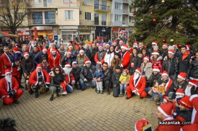 На 24 декември от 13:30 - “Мото Коледа - да дарим усмивки“ на пл. Севтополис