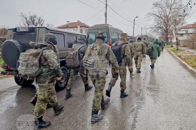 Военнослужещи от Сухопътните войски се включват в издирването на 13-годишния Николай от старозагорското село Конаре / Новини от Казанлък