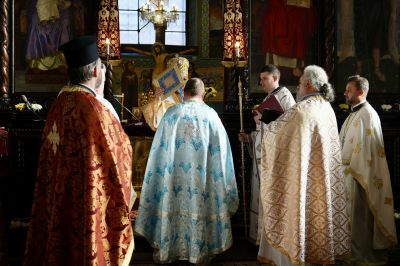 Митрополит Киприан: Нека новата година е здрава, мирна и благодатна, а Божието благословение да пребъдва над България