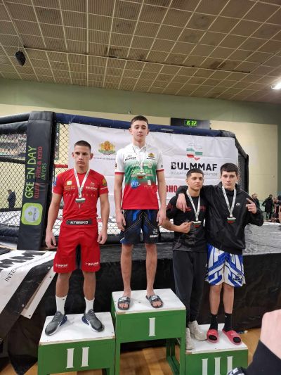 Спортен клуб “Аргус ММА“ печели две шампионски титли и четири сребърни медала на Държавния шампионат в Стара Загора 