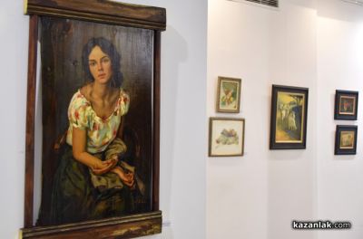 Фикрет Окан и Галя Златева  подредиха трета съвместна изложба в Казанлък 