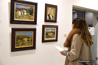 Фикрет Окан и Галя Златева  подредиха трета съвместна изложба в Казанлък 
