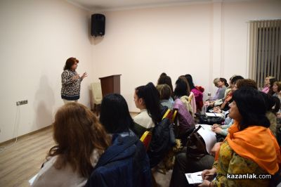 Тета лечението като път за себеопознаване и усъвършенстване, представи в Казанлък Зорница Гюрова