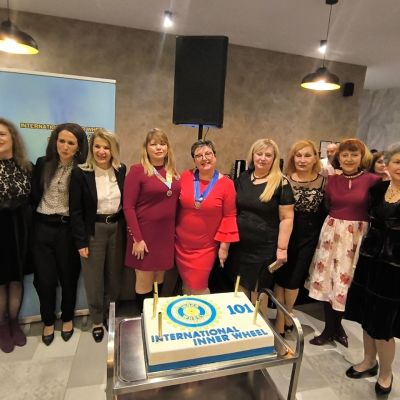  Инър Уийл Интернешънъл отбеляза своя 101-ви рожден ден с пъстра програма в Казанлък