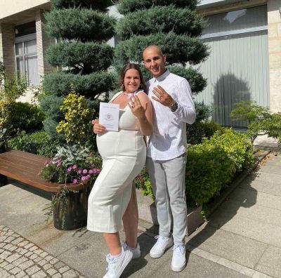 От нея за него: Любовно обяснение на моста край Овощник зарадва рожденик 