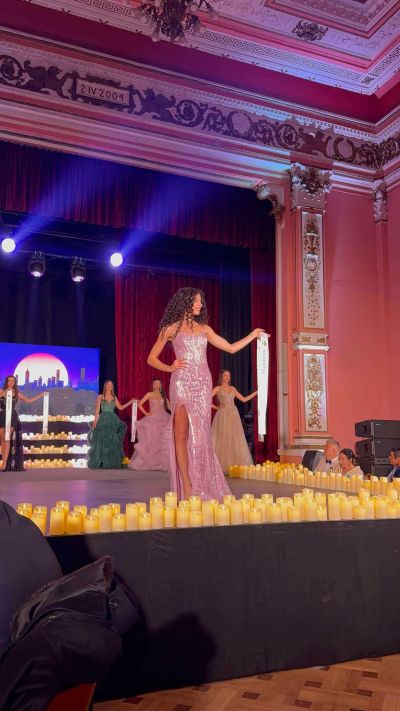 Царица роза 2024 в Топ 3 на Мис България