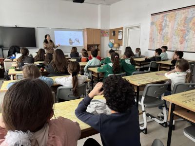 Учениците от ОУ “Св. Паисий Хилендарски“ вече изучават китайски език