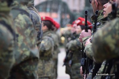 Над 45 новопостъпили военнослужещи в 61-ва Стрямска механизирана бригада положиха клетва в Казанлък 